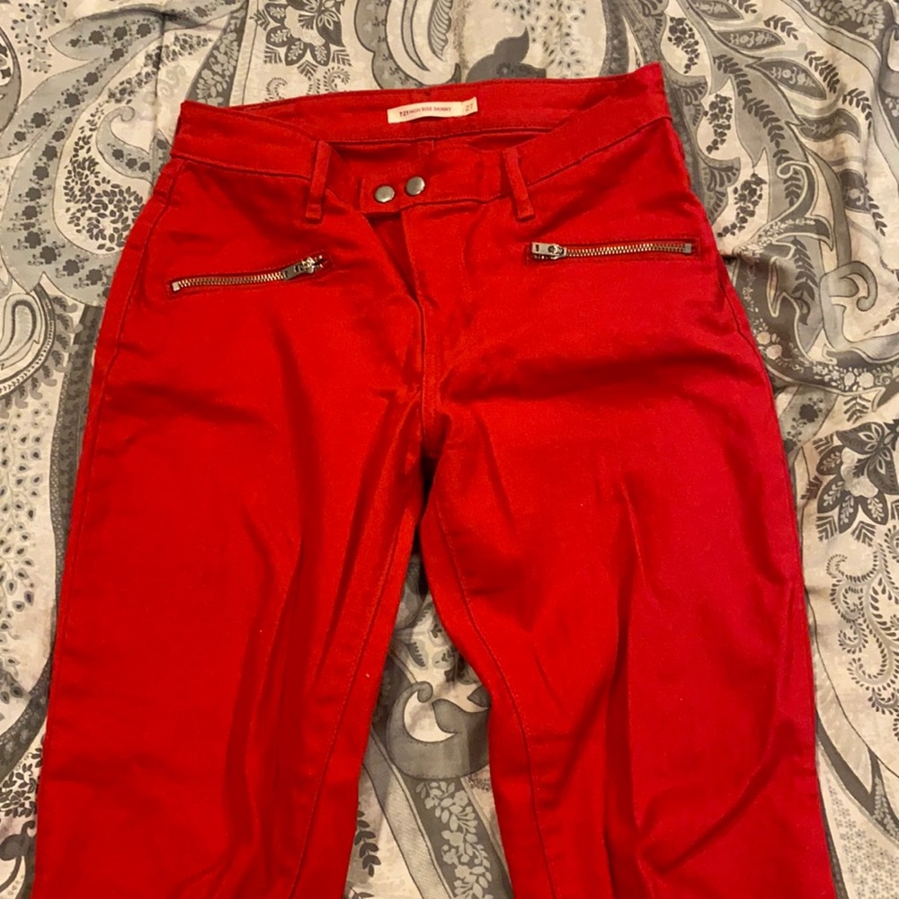 Levi’s red jeans (used)